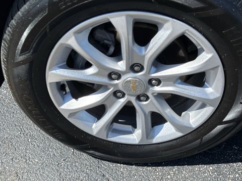Used 2020 Chevrolet Equinox LT AWD/4WD image 9
