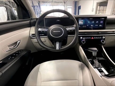Used 2025 Hyundai Tucson SEL image 17