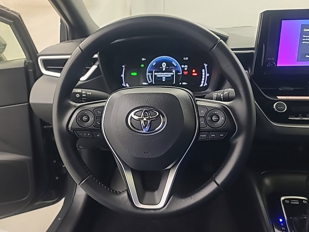 Used 2026 Toyota Corolla SE FWD image 32