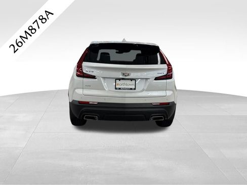 Used 2022 Cadillac XT4 Luxury w/ Cold Weather Package AWD/4WD image 34