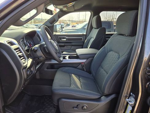 New 2026 RAM 1500 4x4 Crew Cab image 13