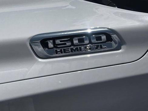 Used 2020 RAM 1500 Big Horn AWD/4WD image 10