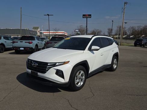 Used 2023 Hyundai Tucson SEL image 2