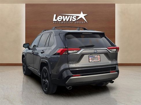 Used 2019 Toyota RAV4 XSE image 3