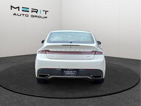 Used 2018 Lincoln MKZ Select w/ Select Plus Package FWD image 8