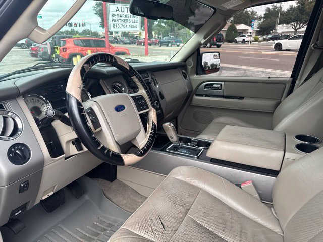 Used 2014 Ford Expedition Limited w/ Equipment Group 301A RWD image 9