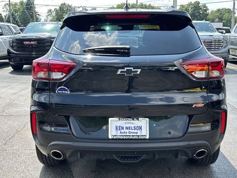 Used 2022 Chevrolet TrailBlazer RS w/ Technology Package AWD/4WD image 8