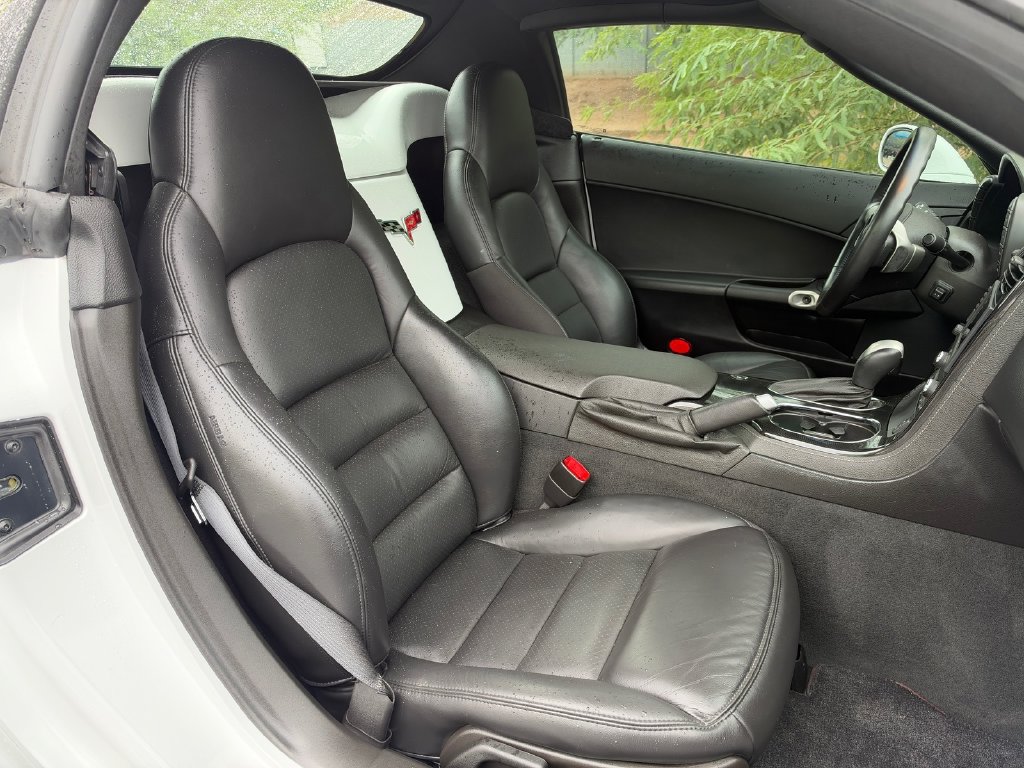 Used 2008 Chevrolet Corvette Convertible w/ Preferred Equipment Group RWD image 7