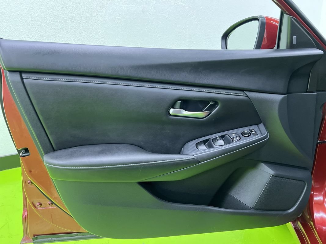 Used 2024 Nissan Sentra SV FWD image 17