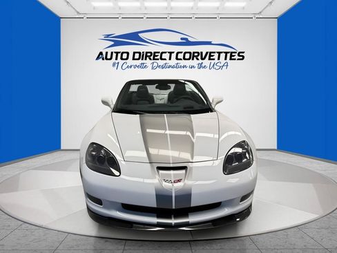 Used 2013 Chevrolet Corvette Grand Sport w/ 4LT Preferred Equipment Group RWD image 4