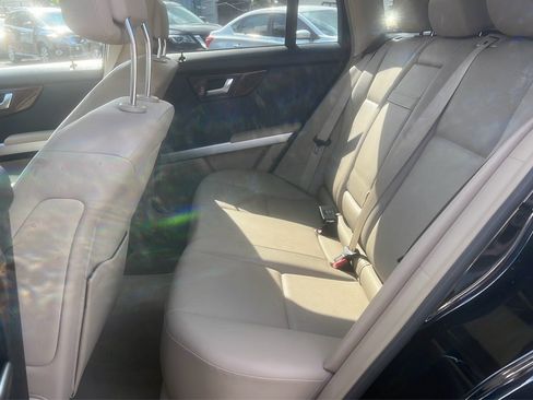 Used 2012 Mercedes-Benz GLK 350 4MATIC image 15