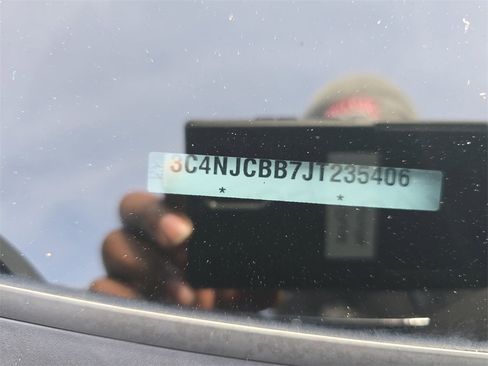 Used 2018 Jeep Compass Latitude w/ Safe & Security Group image 31