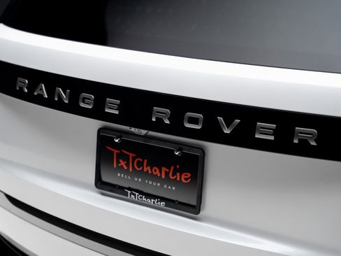 Used 2023 Land Rover Range Rover SE image 30