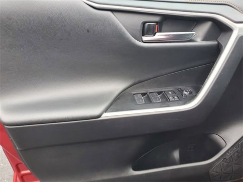 Used 2024 Toyota RAV4 Adventure image 13