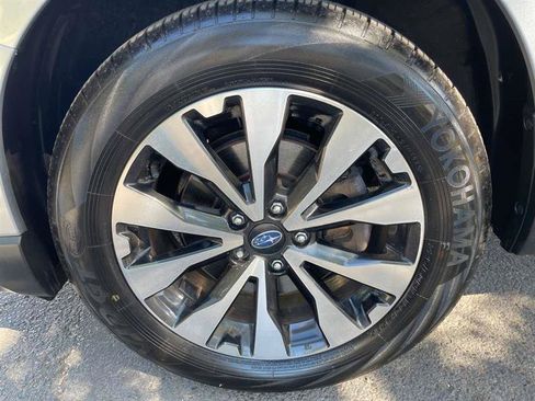 Used 2015 Subaru Outback 3.6R Limited AWD/4WD image 97