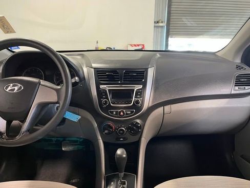 Used 2016 Hyundai Accent SE FWD image 20