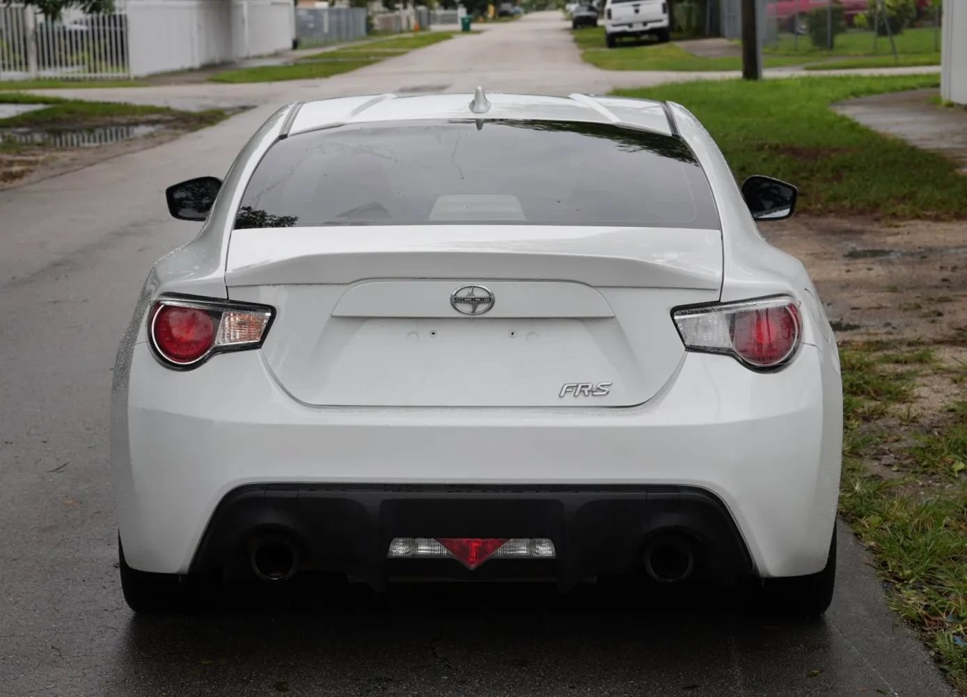 Used 2015 Scion FR-S RWD image 6