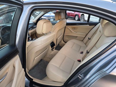 Used 2011 BMW 528i Sedan image 15