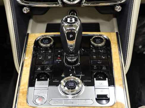 Used 2020 Bentley Flying Spur W12 w/ First Edition Specification image 51