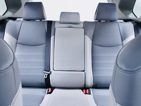 Used 2024 Toyota RAV4 Limited image 20