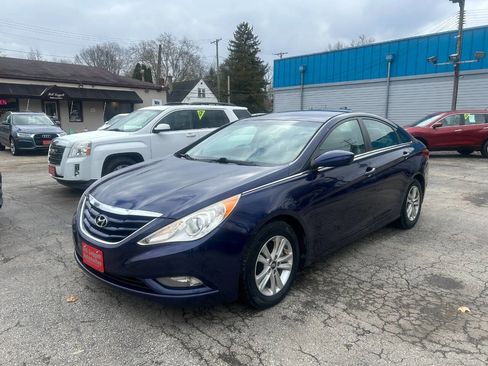 Used 2013 Hyundai Sonata GLS w/ Popular Equipment Pkg image 2