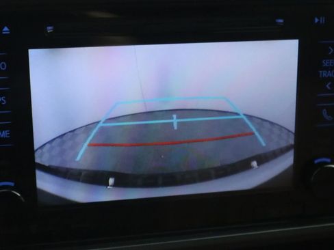 Used 2019 Toyota Tacoma TRD Off-Road image 16