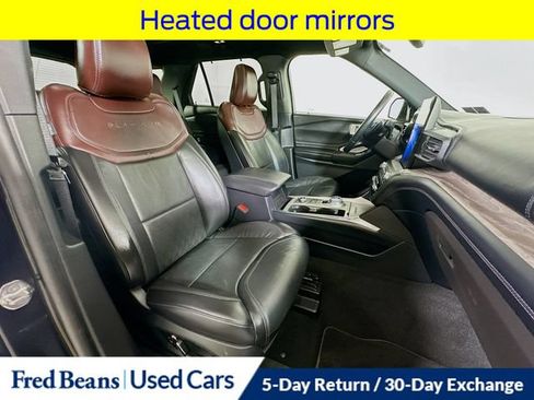 Certified 2020 Ford Explorer Platinum w/ Premium Technology Package AWD/4WD image 38