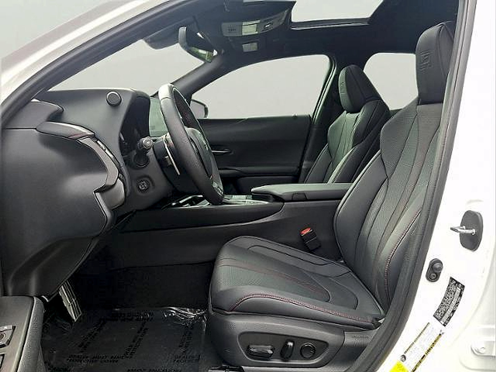 Certified 2023 Lexus UX 250h F Sport FWD image 14
