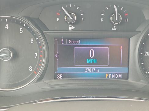 Used 2022 Buick Encore Preferred w/ Safety Package AWD/4WD image 22