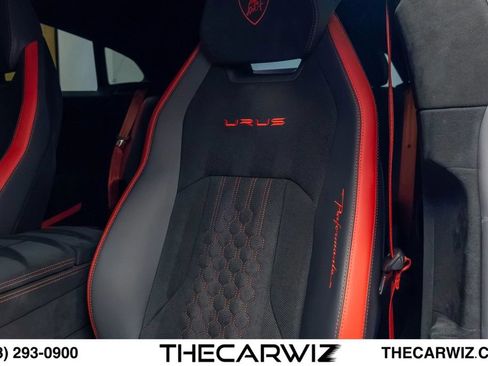 Used 2023 Lamborghini Urus Performante AWD/4WD image 66