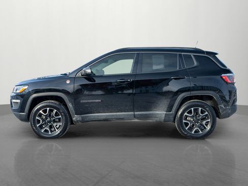 Used 2020 Jeep Compass Trailhawk image 4