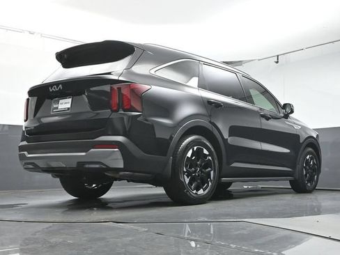 Used 2025 Kia Sorento S FWD image 37
