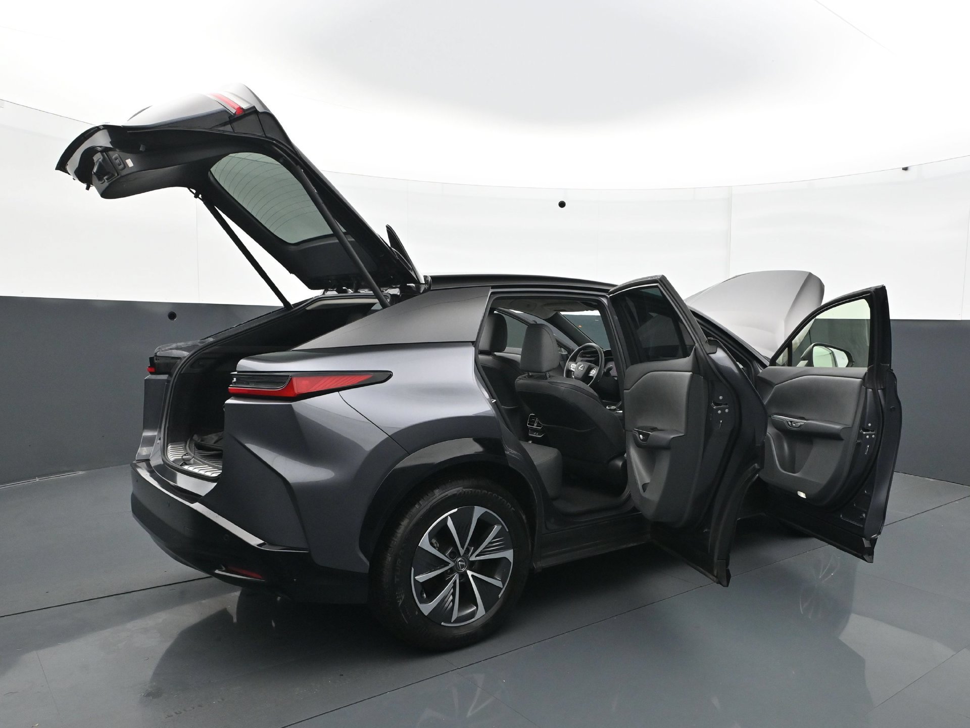 Used 2025 Lexus RZ 300e w/ Accessory Package (2T) FWD image 36