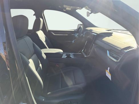 New 2026 GMC Acadia Elevation w/ Black Edition image 10