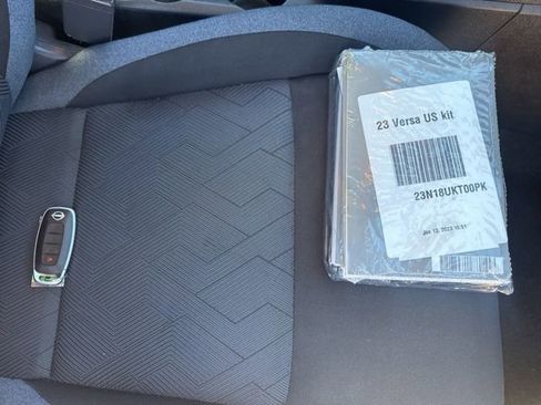 Used 2023 Nissan Versa SV image 17