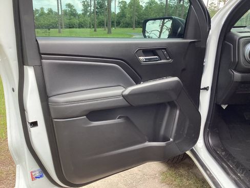 New 2026 Chevrolet Colorado LT w/ LT Convenience Package RWD image 10