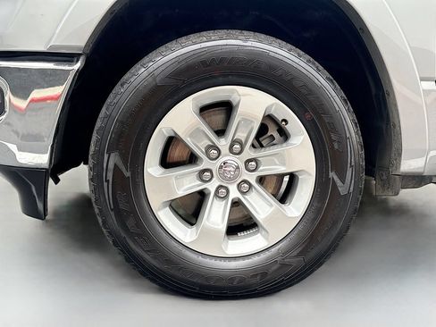 Used 2022 RAM 1500 Laramie AWD/4WD image 30