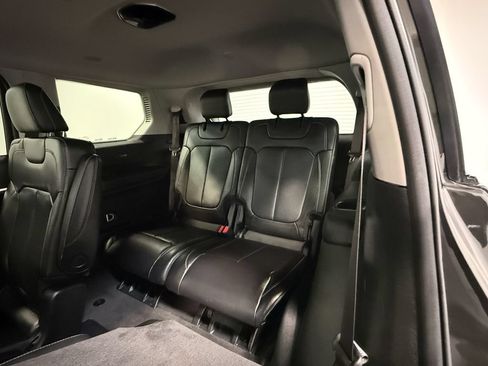 Used 2022 Jeep Grand Cherokee L Limited AWD/4WD image 49