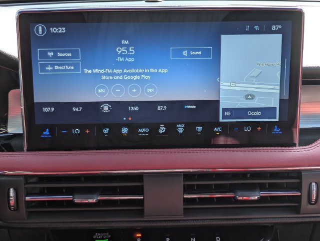 Certified 2025 Lincoln Corsair Reserve FWD image 18