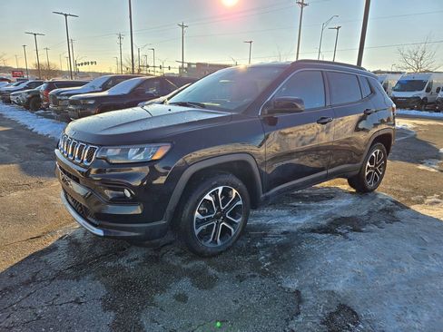 Used 2024 Jeep Compass Limited image 8