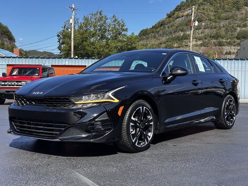 Used 2023 Kia K5 GT-Line image 2