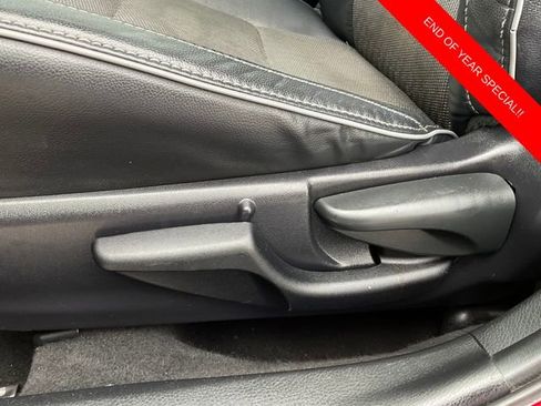 Used 2016 Toyota Corolla S Premium image 13