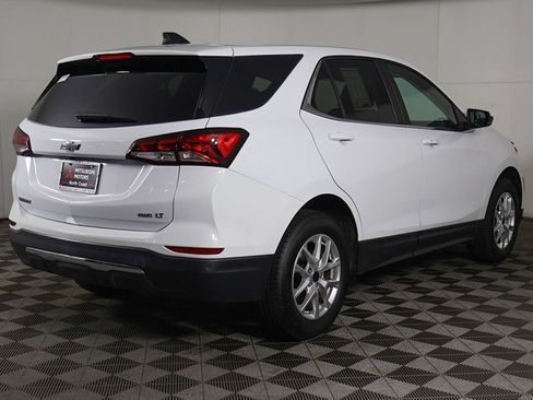 Used 2022 Chevrolet Equinox LT AWD/4WD image 9