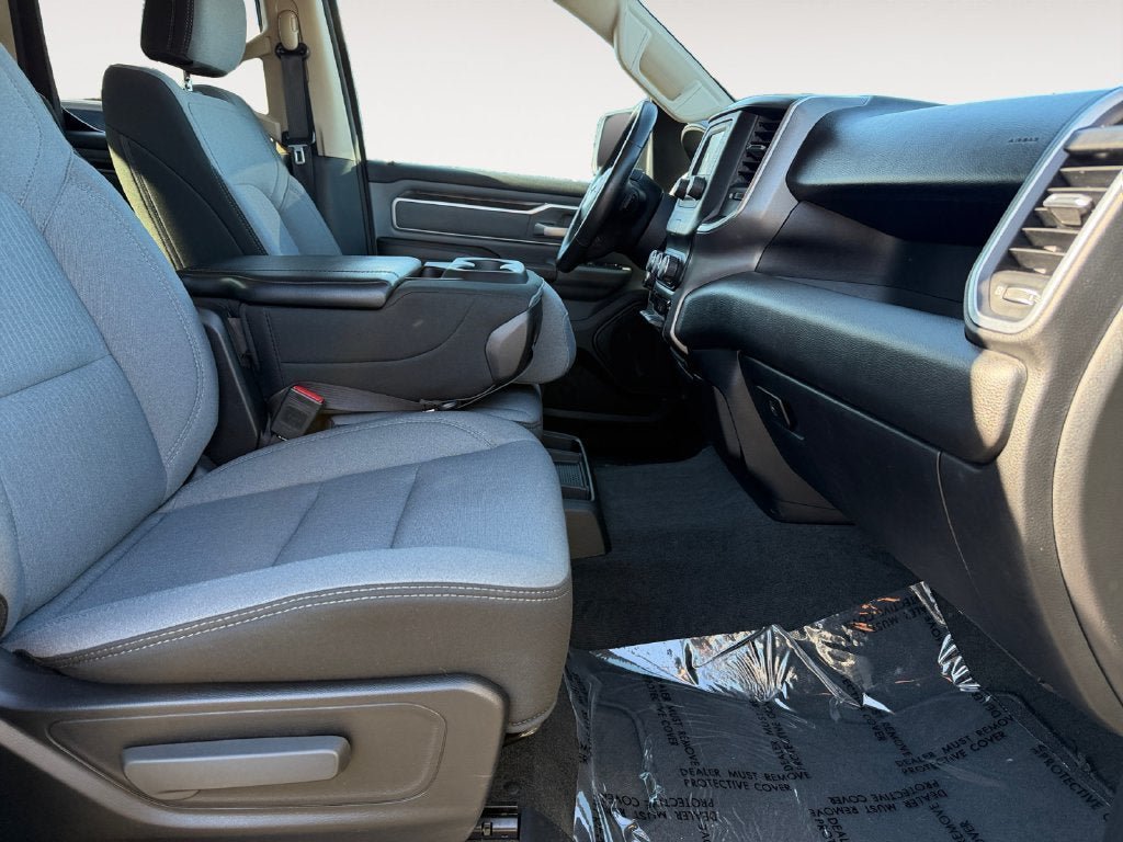 Used 2019 RAM 1500 Big Horn AWD/4WD image 25