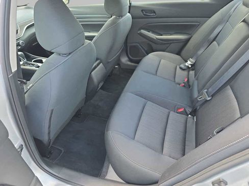 Used 2024 Nissan Altima 2.5 SV FWD image 13