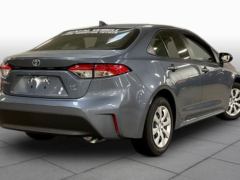Used 2026 Toyota Corolla LE FWD image 13