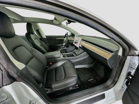 Used 2023 Tesla Model 3 Standard Range RWD image 30