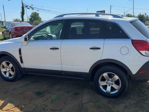 Used 2012 Chevrolet Captiva Sport LS FWD image 4
