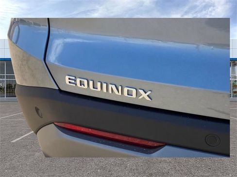 New 2026 Chevrolet Equinox LT w/ Safety and Technology Package FWD image 6