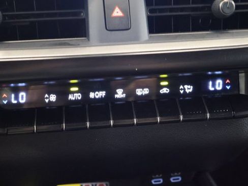 Used 2024 Lexus UX 250h FWD image 25